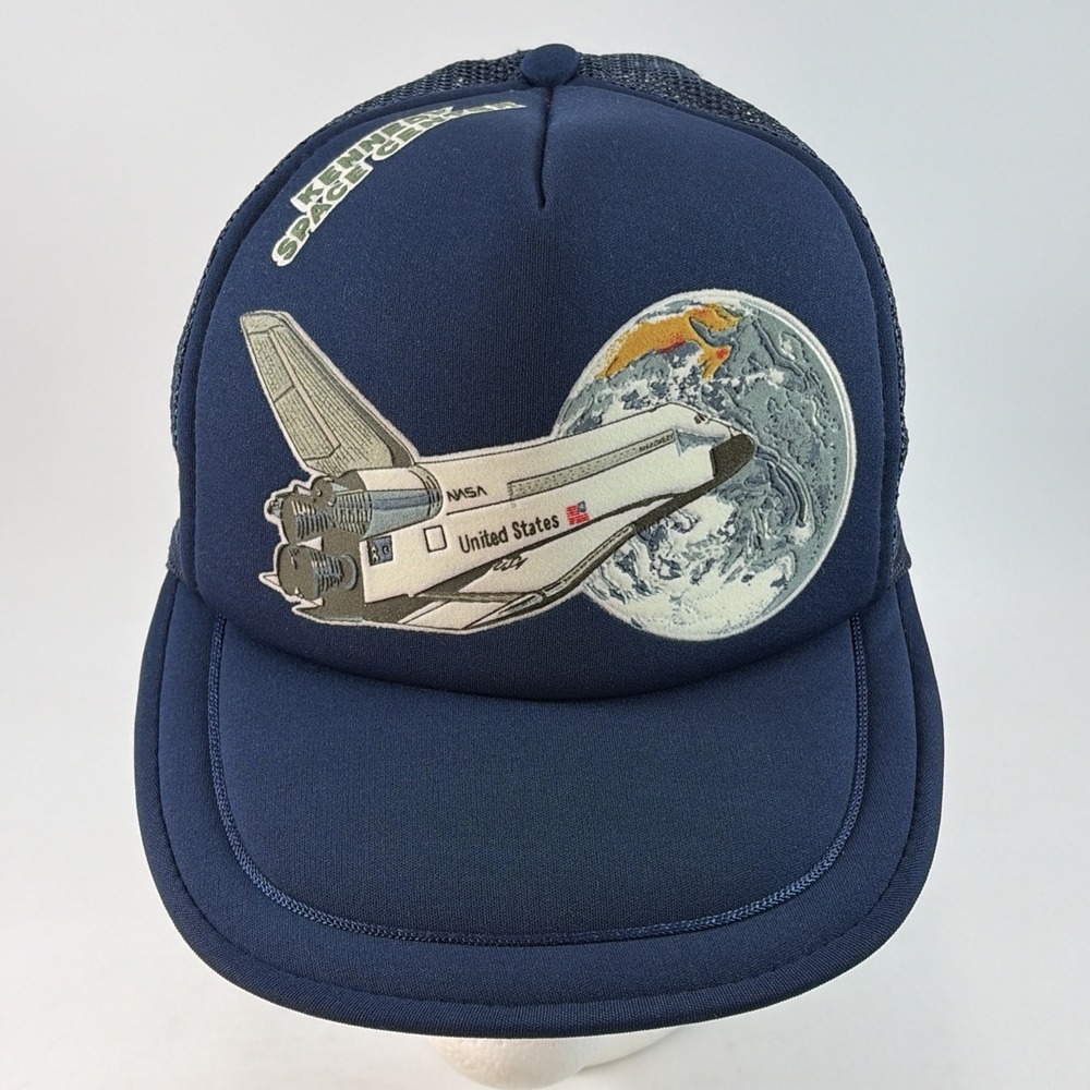 Vintage Kennedy Space Center Hat Cap Snap Back Mesh Trucker Shuttle Felt Patch
